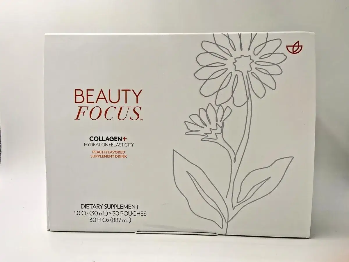 Pudełko z napojem kolagenowym Beauty Focus o smaku brzoskwiniowym. Odkryj efekty kolagenu do picia dla nawilżonej i elastycznej skóry.
